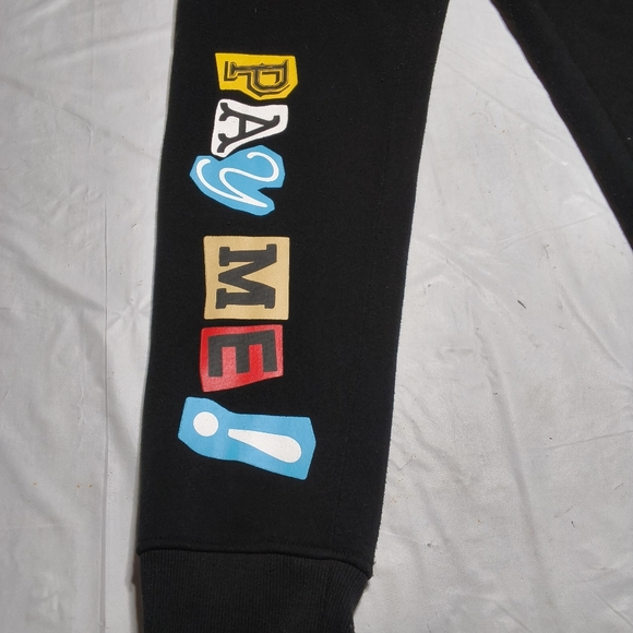 Rebel Minds Black Pay me 🤑 sweatpants W/ stitched, Patchwork Size Large - Picture 3 of 8